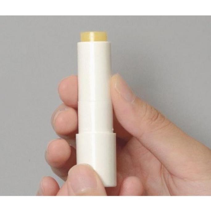 d’Alba White Truffle Nourishing Serum Lip Balm 3.6g – Vegan Moisturizing Lip Care