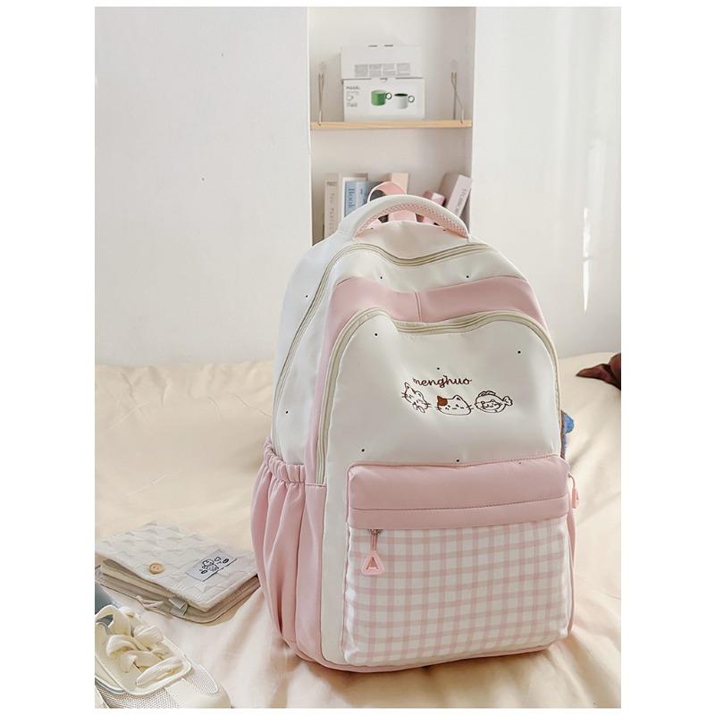 Lightweight and largecapacity backpack, new Japanese ins, highvalue, fresh and sweet plaid, junior high school schoolbag.