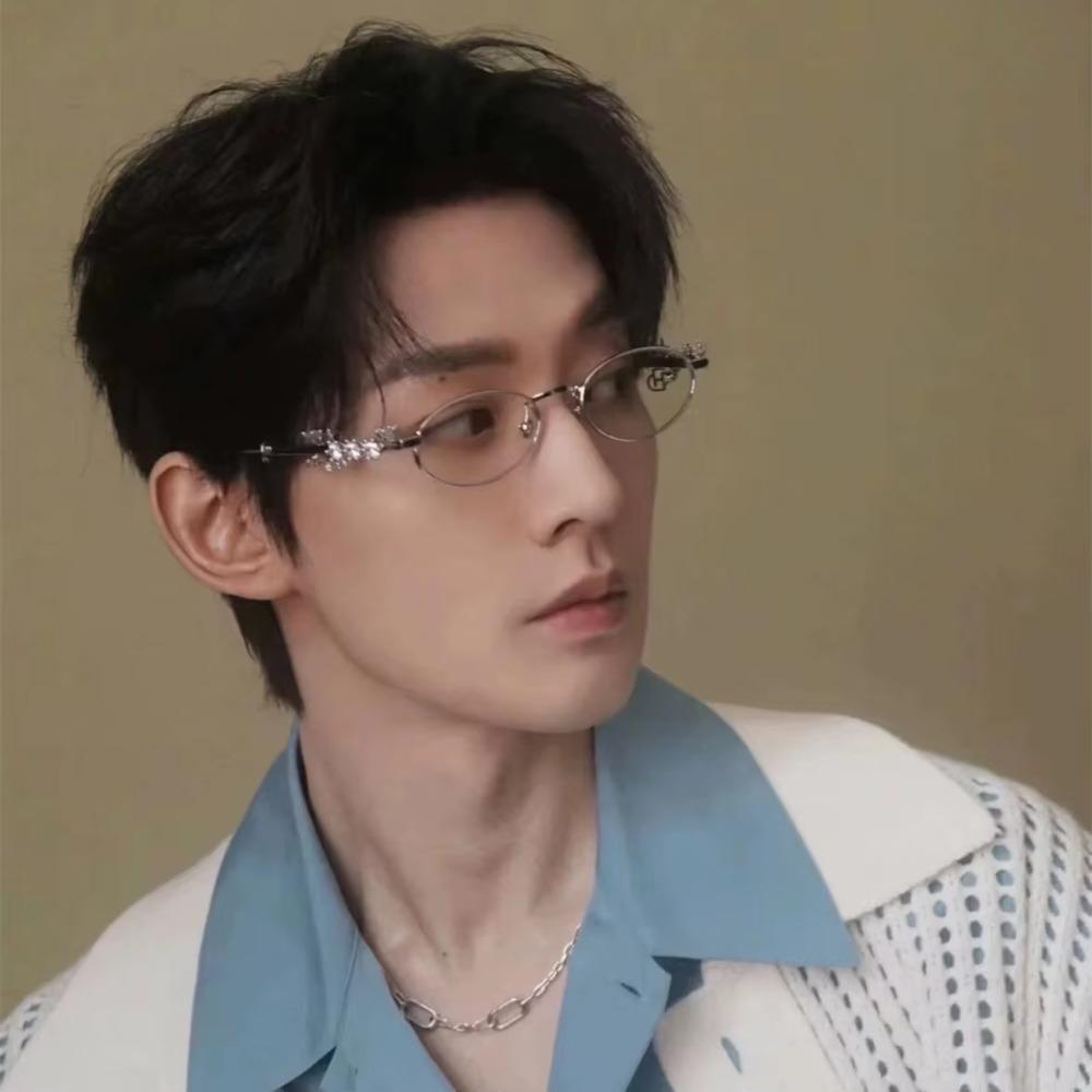 Y2k Rhinestone Sunglasses Bling Anti-Blue Light Spectacles Convenient Oval Women Sunglasses  Travel