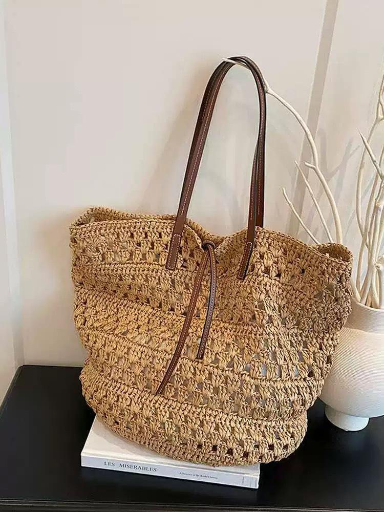 Large Capacity Straw Woven Shoulder Tote - Ideal for Seaside Vacations and Commutes