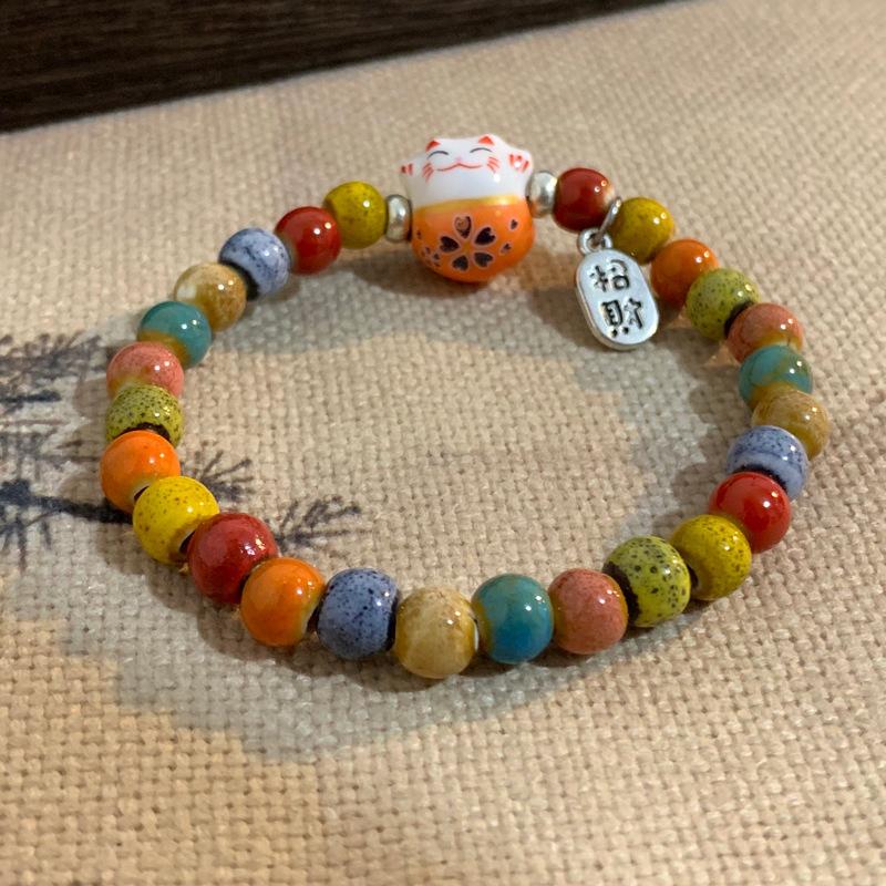 Bracelet Chat Porte-Bonheur Dessin Animé Mignon Pour Femmes Filles Bracelets Élastiques Colorés à Perles Breloques Chat en Céramique Bijoux Cadeaux