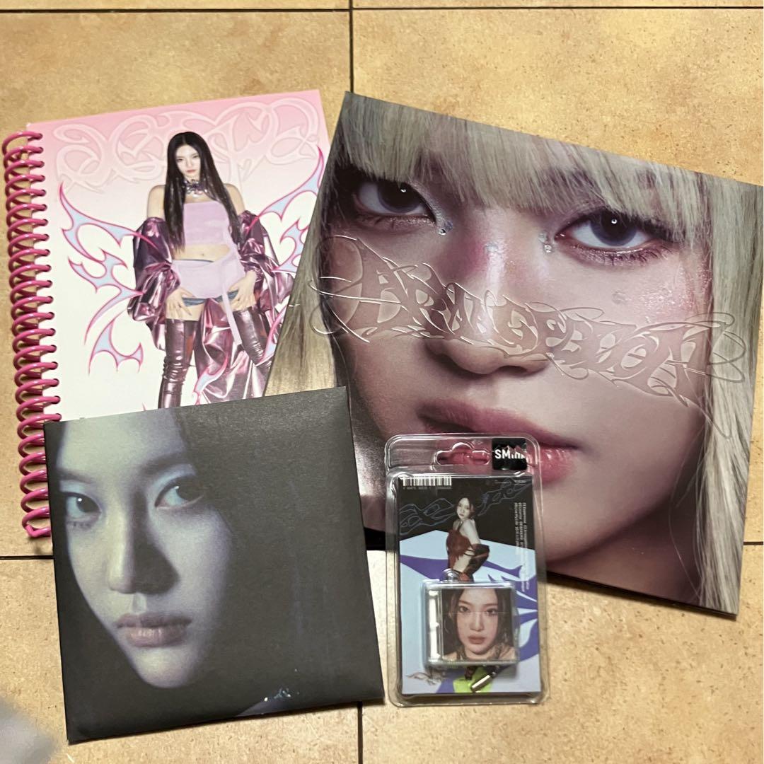 

[USED] aespa ninnin Armageddon supernova cd album