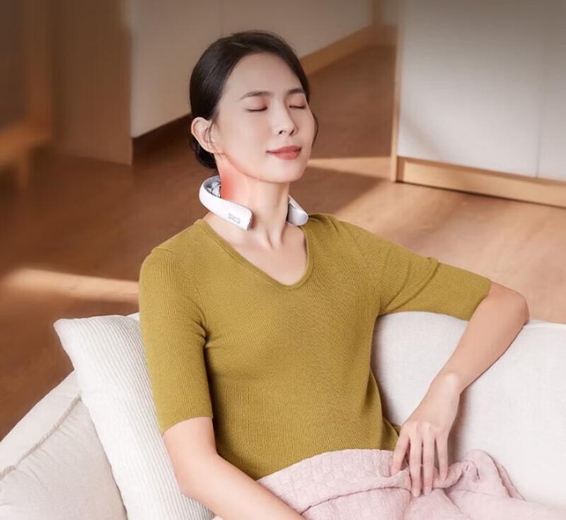SKG Portable Neck Massager K5-3 Deluxe