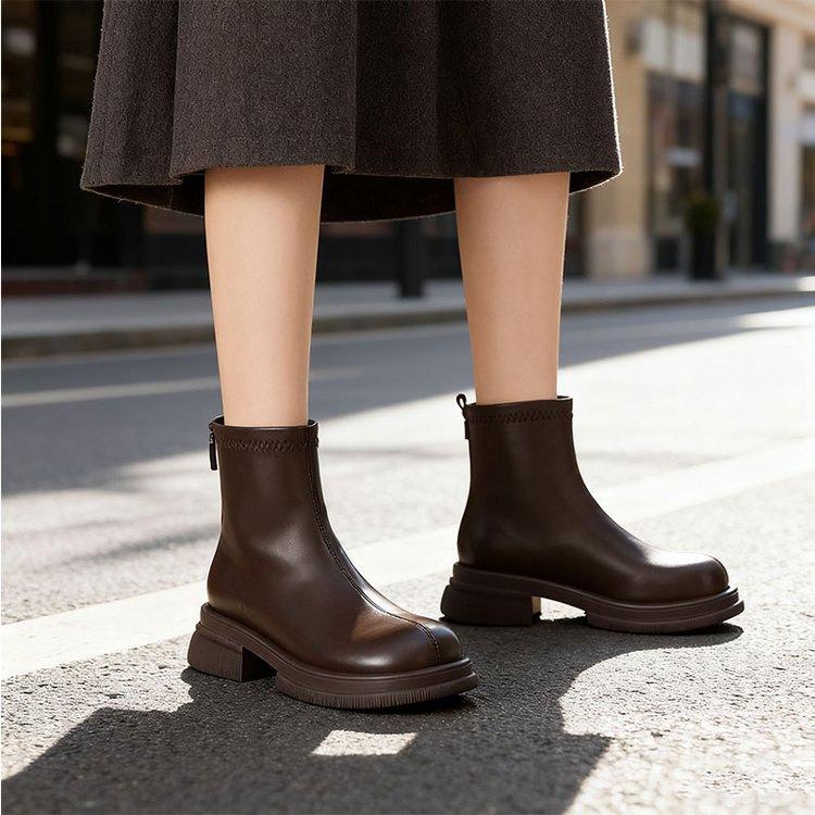 High-value short boots women's winter new boots boots thick-soled Martin boots