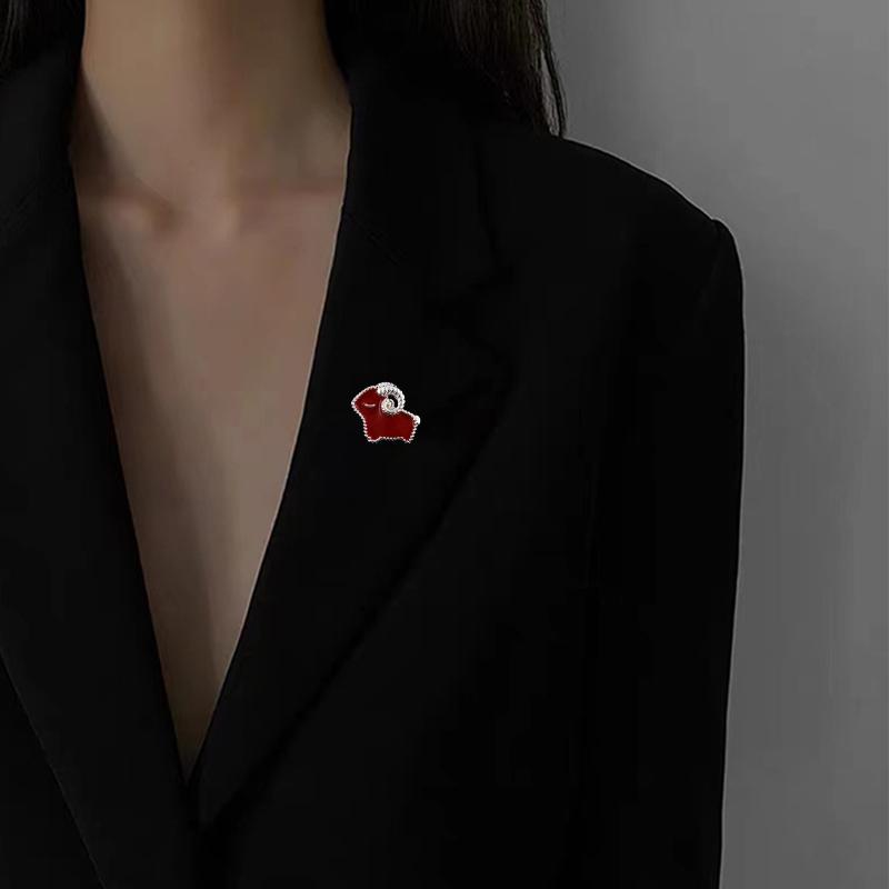 Stylish Mother-Of-Pearl Broochpremium Quality Elegant Lapel 2027 Zodiac Sheep Accessory Niche, Design-Forward Style