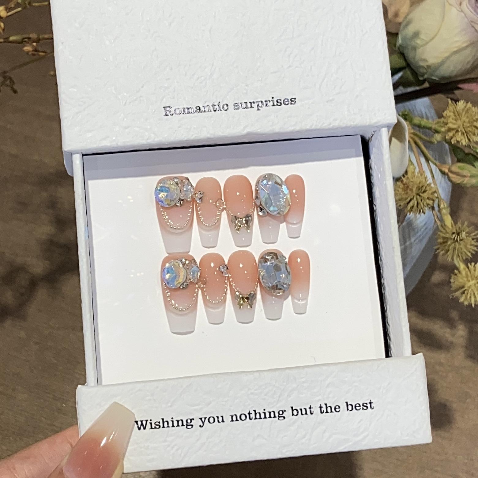 

Французский градиент K9 Любовь Бабочки Осень и Зима Съемные Ногти M