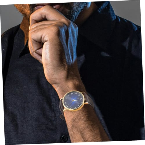 LIFKOME Watch, Lightweight Design, Exquisite Dial, Arabic Character Display, Casual Watch for Adults, Perfect for Wrist, Starry Sky Dial Watch, Suitab