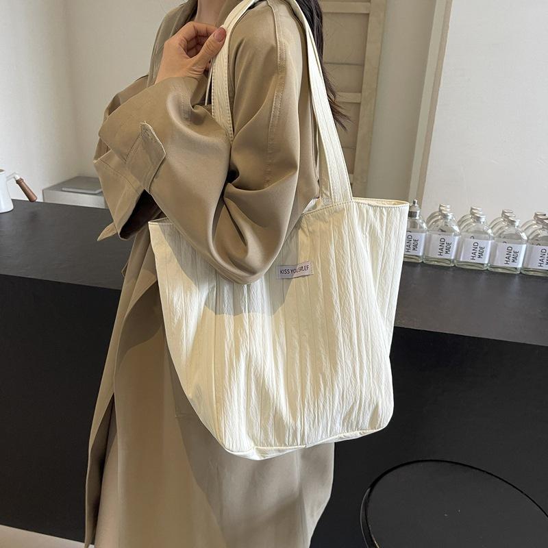 Casual Niche Design Tote Bag 2025 Fold New Fashion Simple Large Capacity Commuter Shoulder Bag