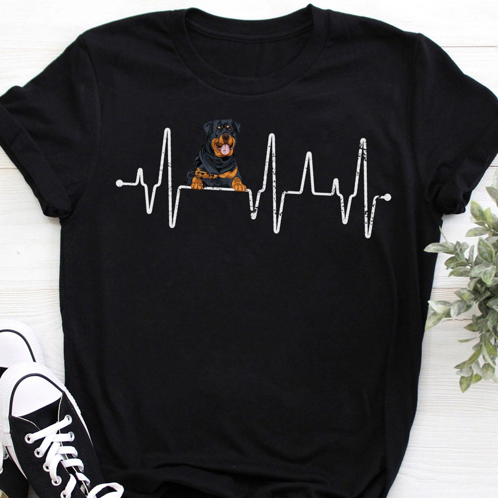 Heartbeat Rottweiler T-Shirt: Funny Dog Lover Gift M