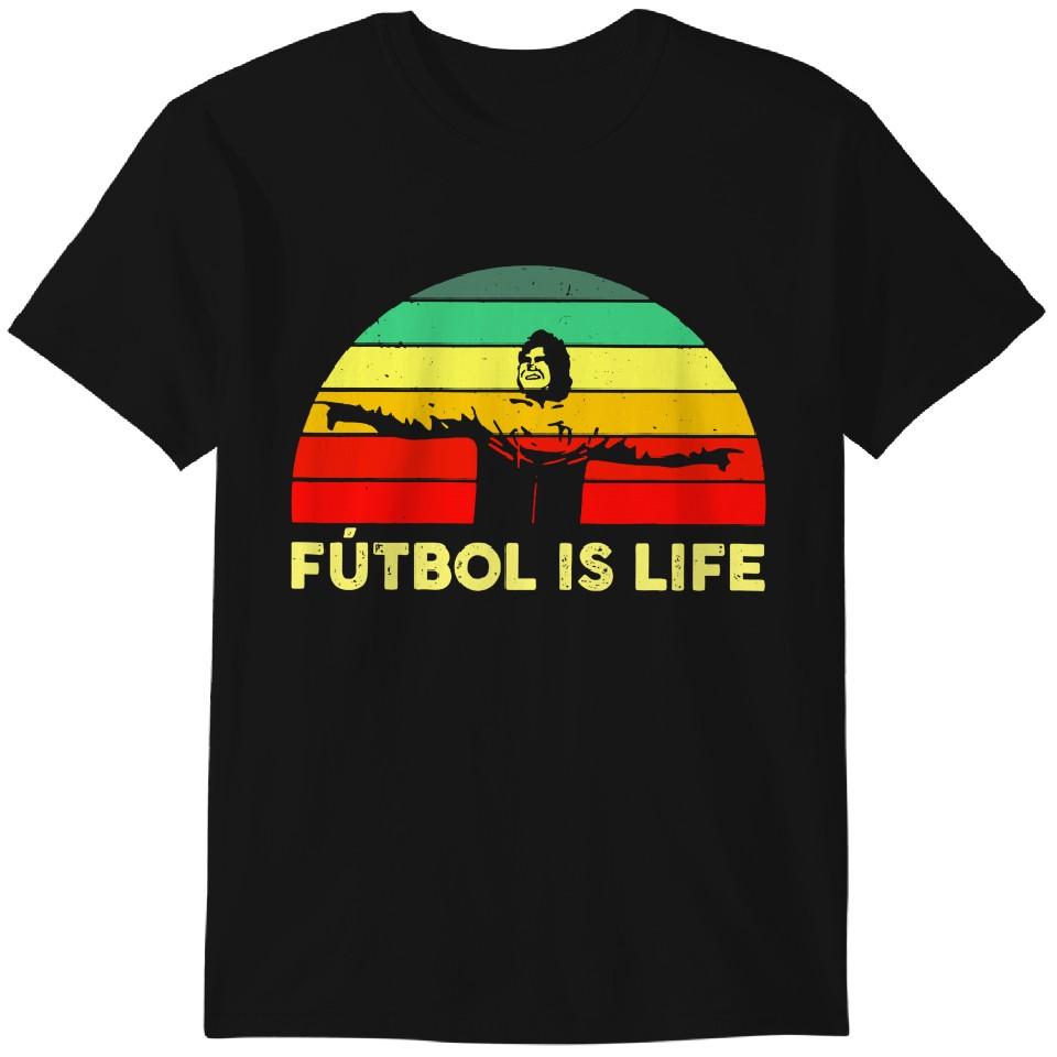 

Futbol is Life Retro T-Shirt Classic T-shirt Men s - Black 3XL