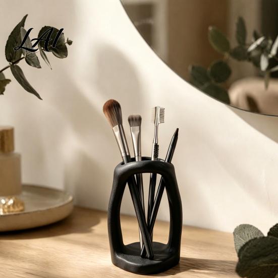 Cosmetic Tool Storage 3D Printed Minimalist Toothbrush Holder Hollow Tooth Brush Stand Makeup Organizer Multi‑Purpose Organizer Decorative