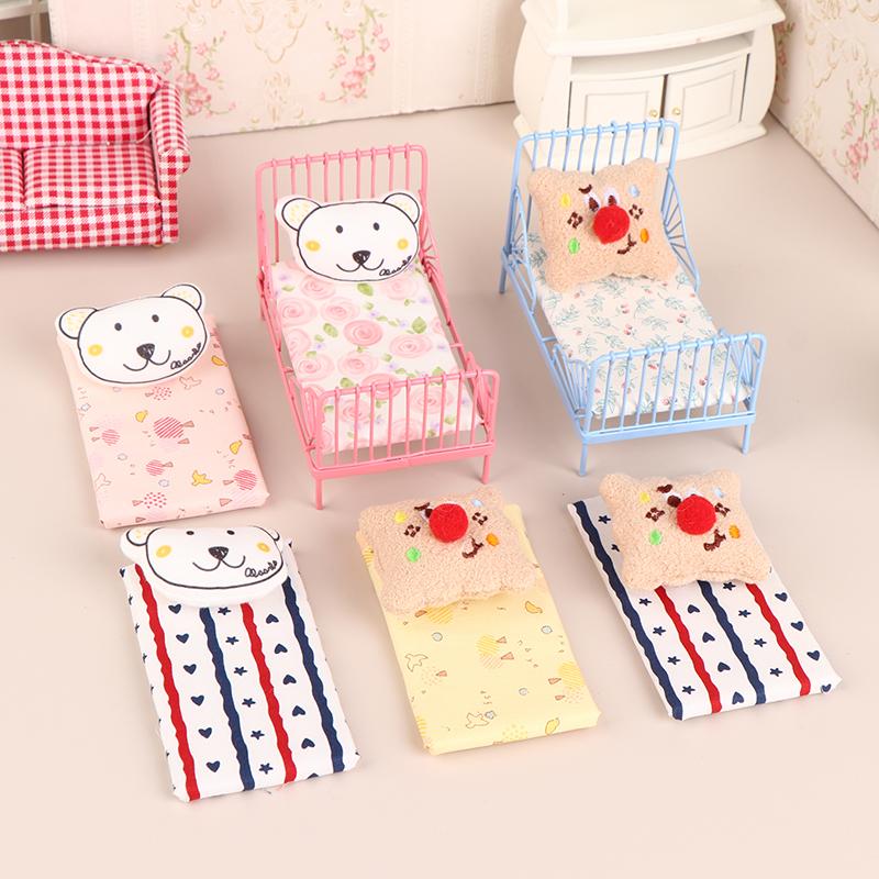 1Set 1:12 Dollhouse Miniature Iron European Bed With Mattress Bear Pillow Furniture Bedroom Decor Toy Doll House Accessories