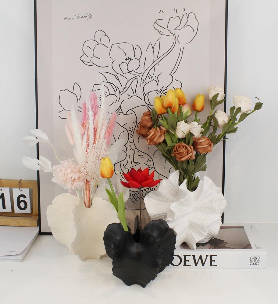 Creative Living Ceramic Vase Craft Living Room Flower Arrangement Home Decoration Decor Creative Abstract Desk Nordic Minimalist