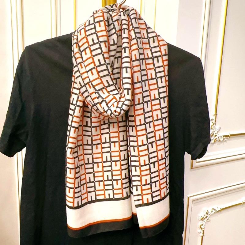 New fashion letter polka dot printed cotton and linen scarf classic autumn and winter warm scarf sunscreen shawl