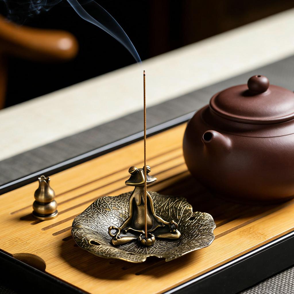 Retro Copperware Incense Socket with Lotus Leaf Base Set Zen-Inspired Incense Holder Incenses Burner Ornament for Home Decor