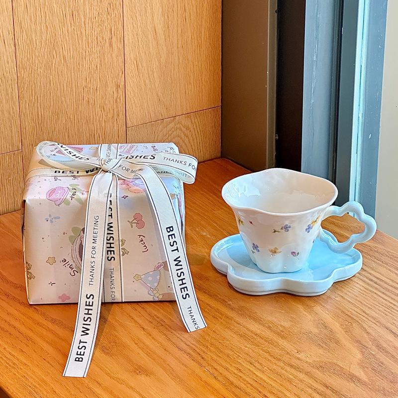 High-value French small floral coffee cup, ceramic cup and saucer set, practical gift box for girls' girlfriends