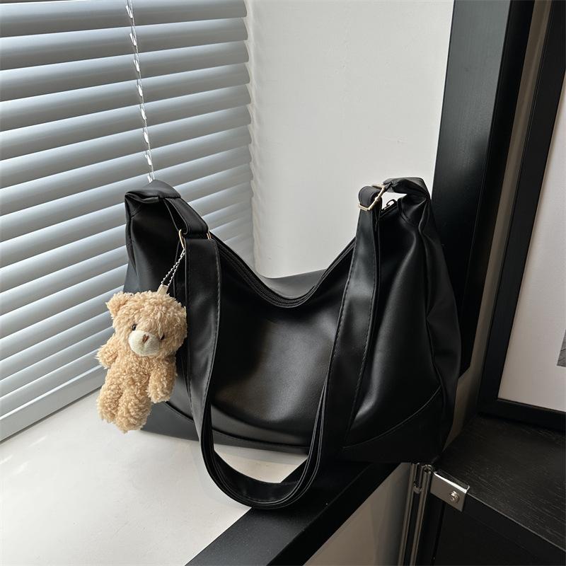 

Большая вместимость, модная и простая однотонная сумка через плечо для женщин, весенняя новая корейская версия сумки под мышкой, повседневная сумка-пельмень no pendant