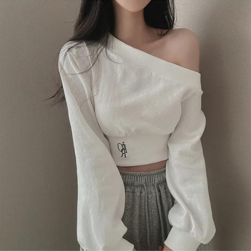 Slanted Collar Off-shoulder Temperament, Waist-hugging and Slimming, Versatile Student Short Long-sleeved Sweatshirt for Women