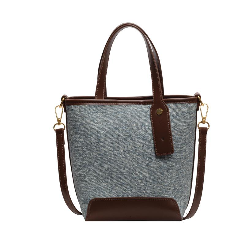 

Сумка Женская Новая Мода Универсальная Сумка Мессенджер Повседневная Сумка Маленькая Сумка темно-коричневого