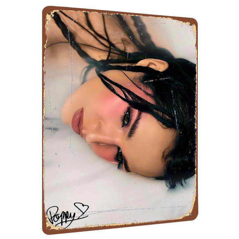 

Custom Metal Wall Art Portrait Painting Personalized Home Decor Modern Minimalist Artwork 20x30cm（7.8x11.8inch）