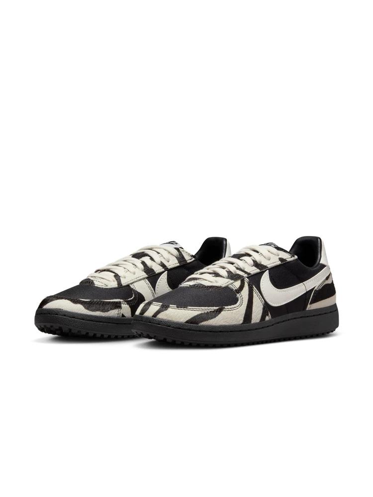 Nike Women's Winter Retro Football Low-Top Sneakers - NIKE FIELD GENERAL IM5768