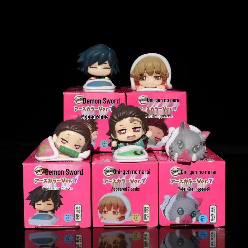 

Убийца демонов: Тандзиро, Зеницу и Иноске Спящие Фигурки для Торта - Модели Яиц в Коробке