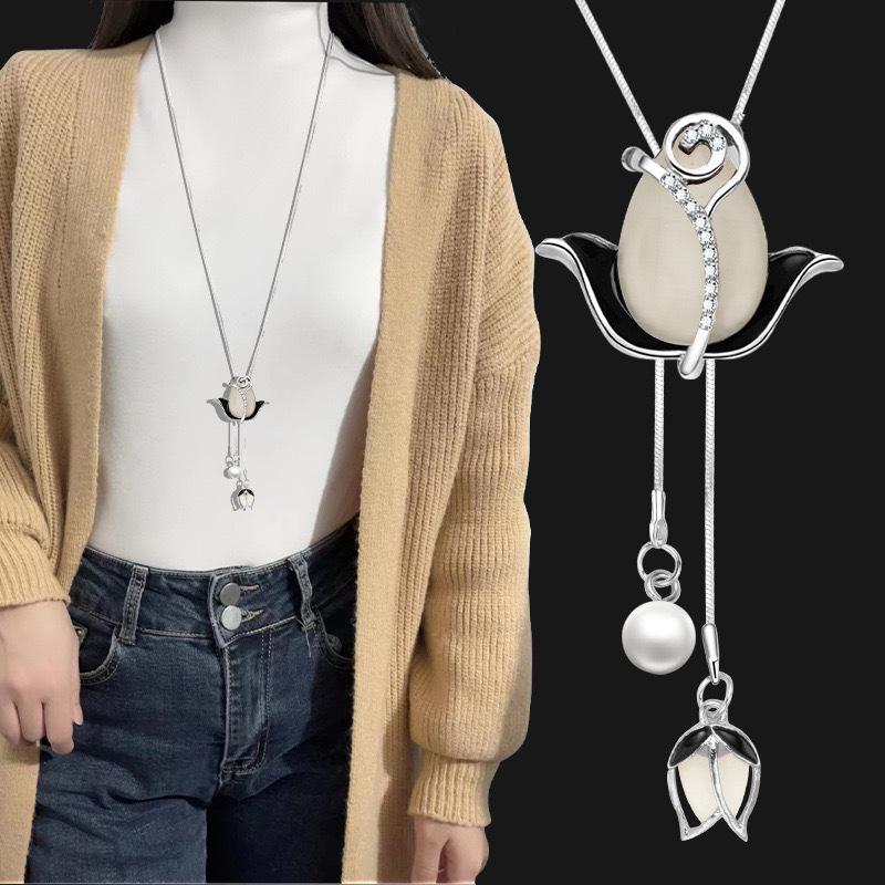 Svetrový řetízek Tulipan Kočičí oko: Všestranný dlouhý náhrdelník pro ženy - Módní doplněk pro podzim a zimu.