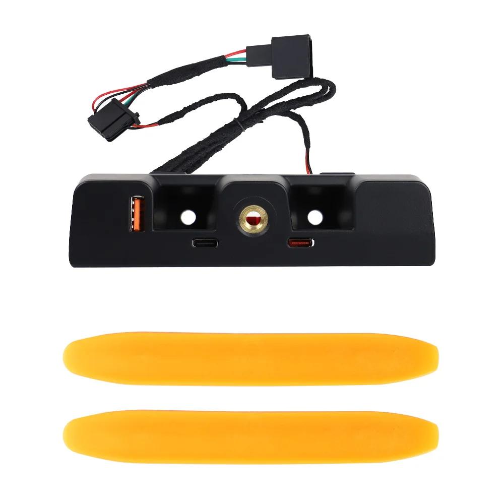 Dashboard USB Expansion Dock for Ford Bronco Accessories 21-24, 3 Ports Charging Station with 1USB A, 2USB C fit Bronco 2/4-Door