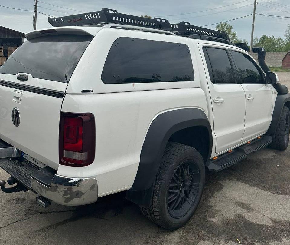 Боковые пороги Dakar V2 с LED (2 шт, металл) для Volkswagen Amarok 2010-2022 гг