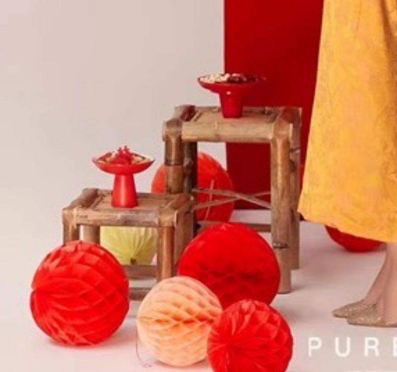 Joyful Style Chinese Wedding Photography Props: Red Woven Lantern with Decorative Flowers