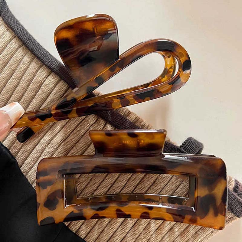 Vintage Leopard Print Arc Cross Square Hair Claws for Women Korean Acrylic Large Geometric Shark Clip Charm Head Accessories