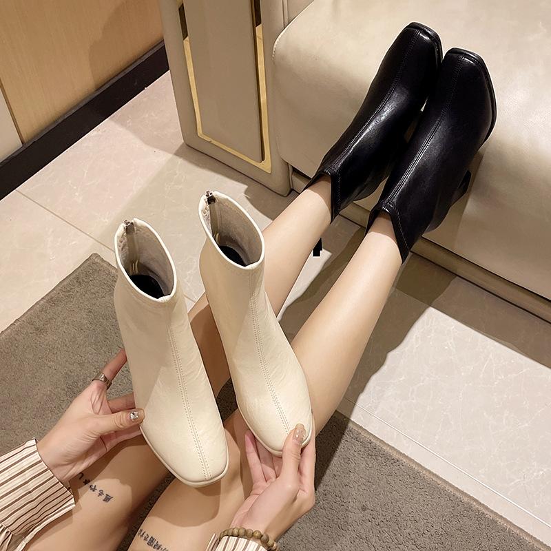 French White Thick Heel Small Short Boots Women's 2025 Autumn and Winter New Fashion High Heels Thin Boots Square Head Thin Boots