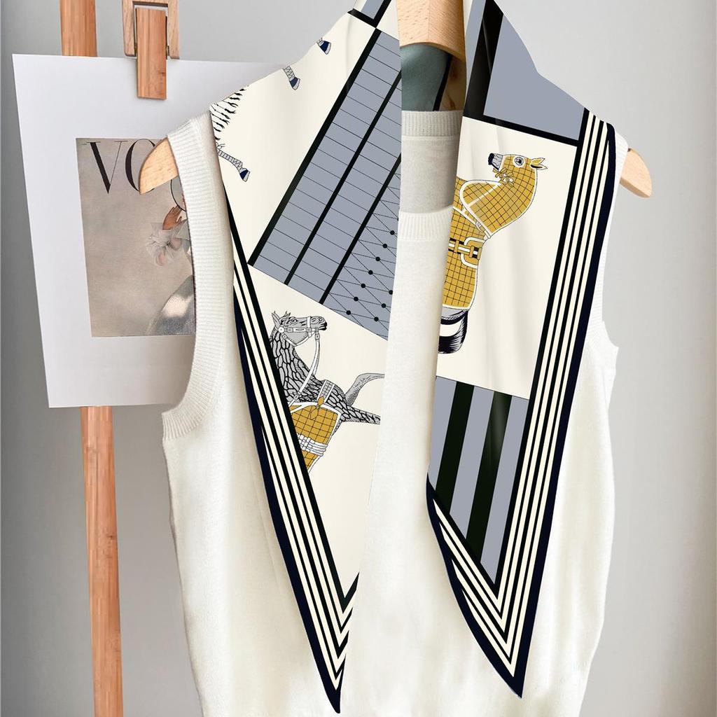 Women's Versatile Influencer-Style Silk Diamond Scarf - Fashionable Twill Design