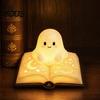 Lâmpada de Mesa Figurine Fantasma Livro Mágico Luz Noturna, Resina de Mesa Brilho Quente com Lua Luz Fofa Estrela em Relevo, Mesinha de Cabeceira para Dormir para Crianças