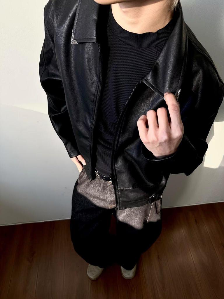 Veste en Cuir Noir Rétro pour Homme - Style Hipster Tendance Pilote avec Texture Craquelée pour le Port en Moto Printemps et Automne