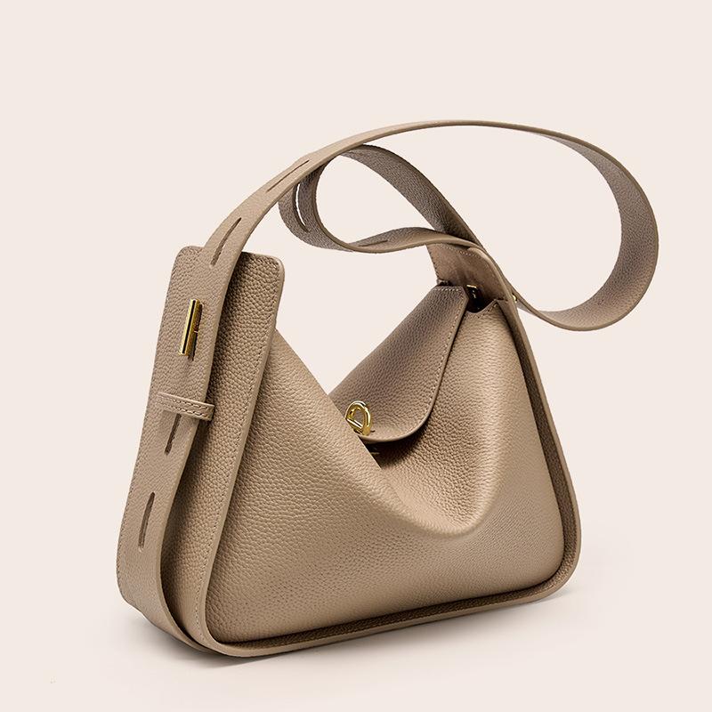 Niche Light Luxury Women's Bags, High-end Tote Bags, Niche Design Bags, Women's Large-capacity Bags, Underarm Bags.
