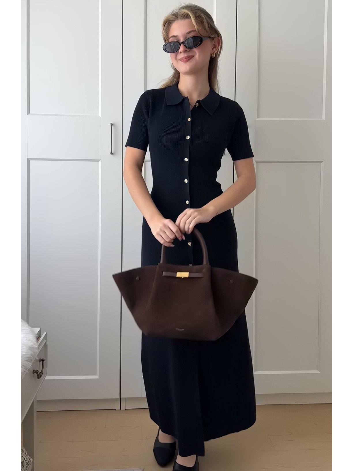 

2025 Summer European and American Women s Knitted Short Sleeve Turn-down Collar Slimming Dress XS