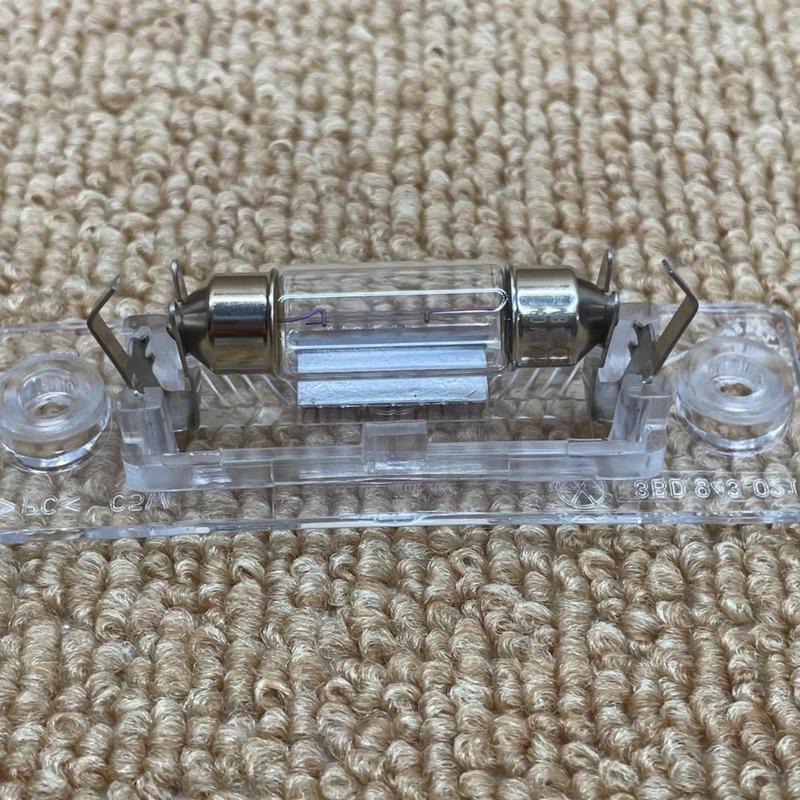 2Pcs License Plate Light Compatible with Volkswagen Passat Sagitar Touran 3BD943021 Car Accessories Auto Parts Trunk Rear Plate