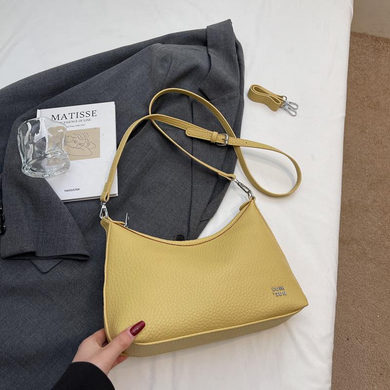 One shoulder messenger bag women's bag 2025 new summer tote bag large capacity dumpling bag