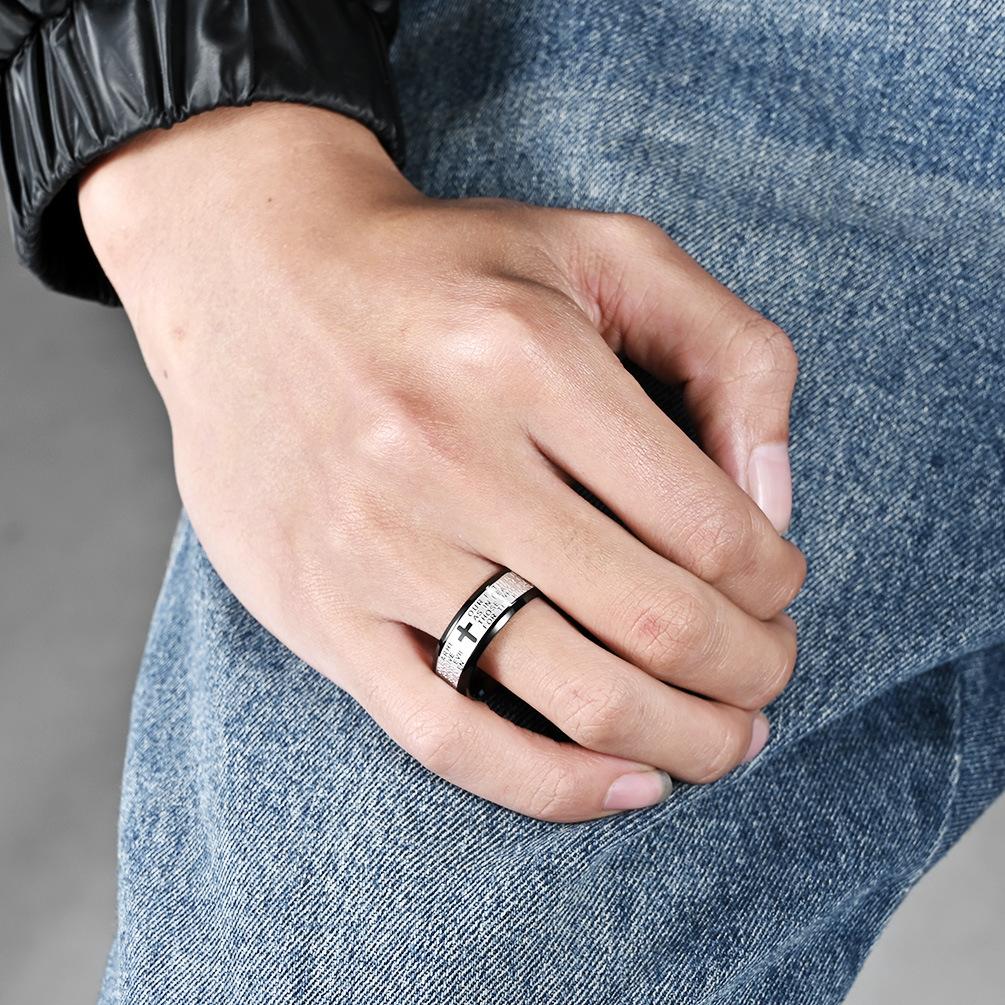 Męska modlitwa wiara biżuteria złoty krzyż pismo święte tytanowy pierścień 8mm szeroki prosty pierścionek dla pary