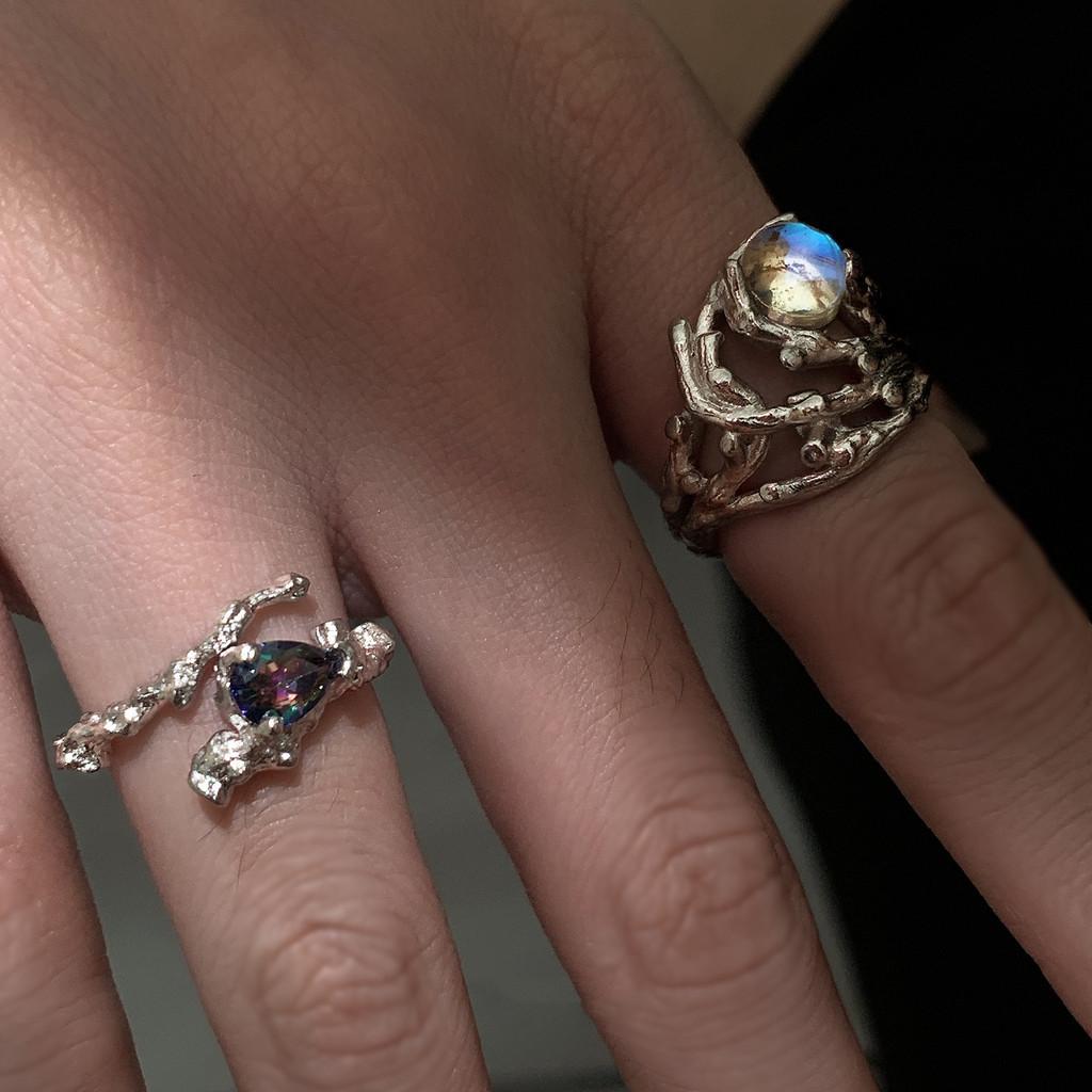 Irregular Colorful Eyecatching Zircon Ring For Women In Unique Copper Design