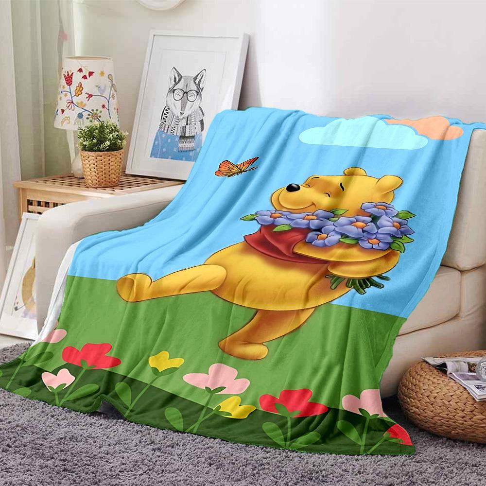 

1pc Piglet flower Flannel Blanket Soft Cozy All-Season Throw for Bedroom, Sofa, Camping, Travel, Home Decor1048 80cmx120cm(31inx47in)