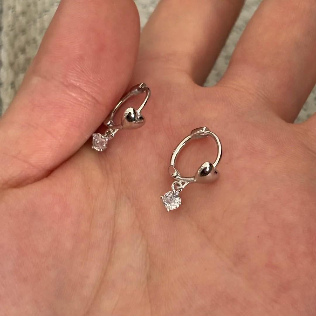 INS Серьги-кисточки в форме сердца Высококлассные Нишевые Простые Изысканные Стойкие к цвету Офисные Повседневные Женские Повседневные Модные Аксессуары