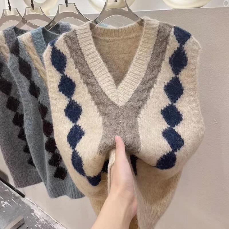 Women's Argyle V-Neck Color Block Knit Vest - 2024 Autumn/Winter Layering Sweater