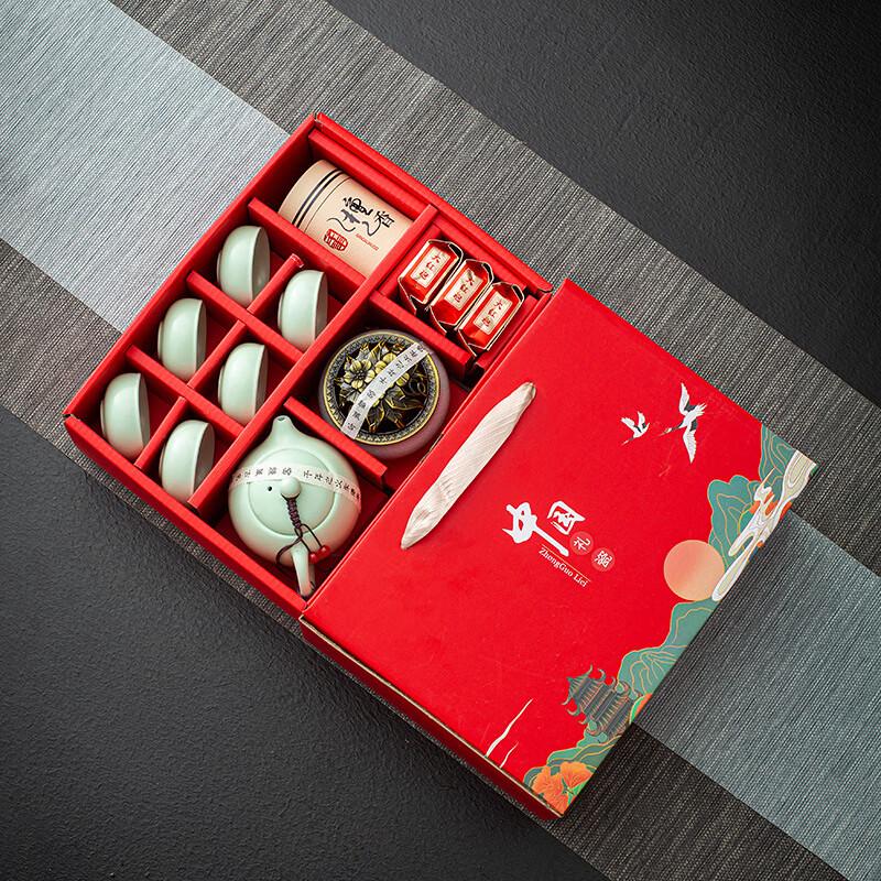 Chinese Blue-and-White Porcelain Tea & Incense Set