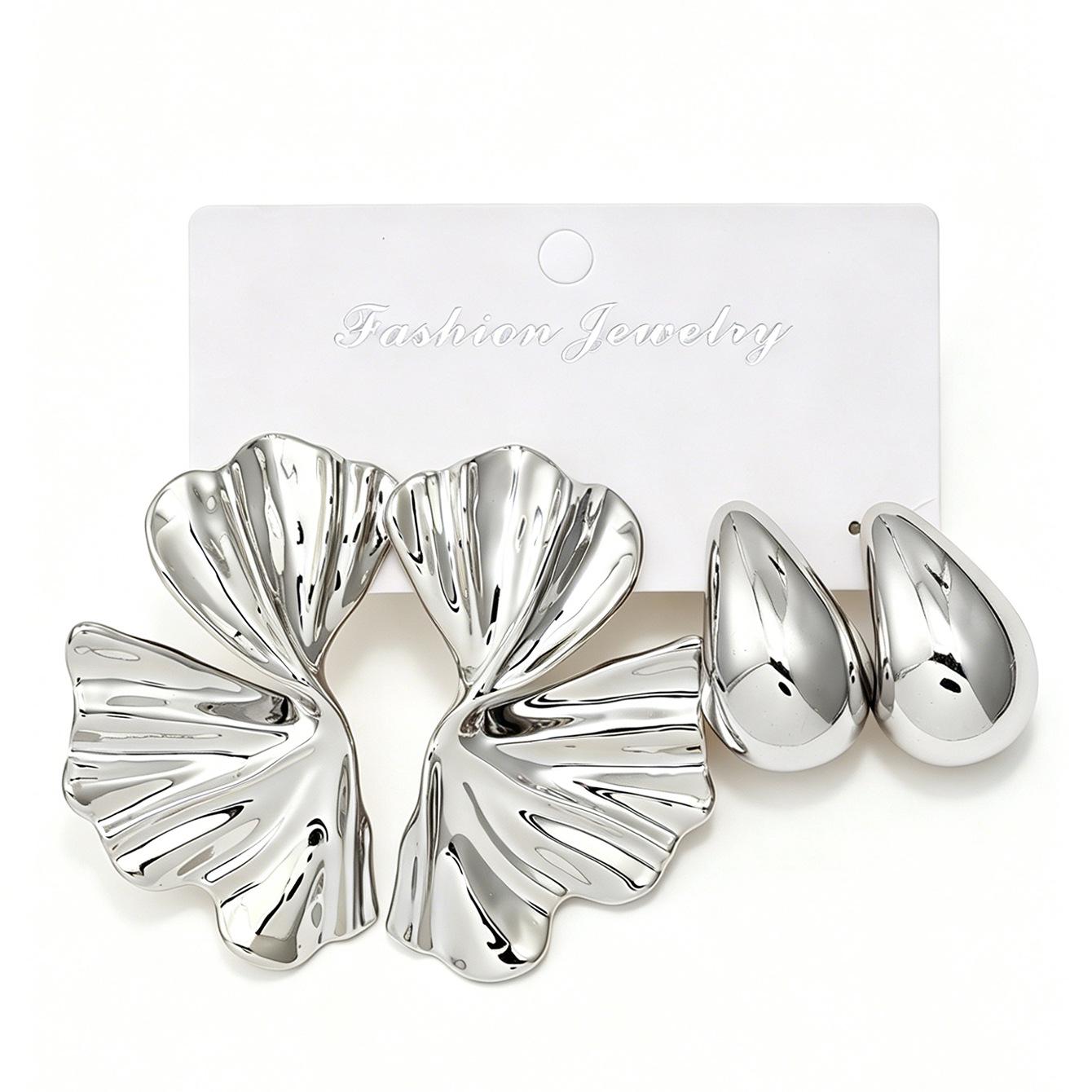 European & American Retro Fashion C-shaped Hoop Earring Set - Gold & Silver Ear Jewelry for Women CCB