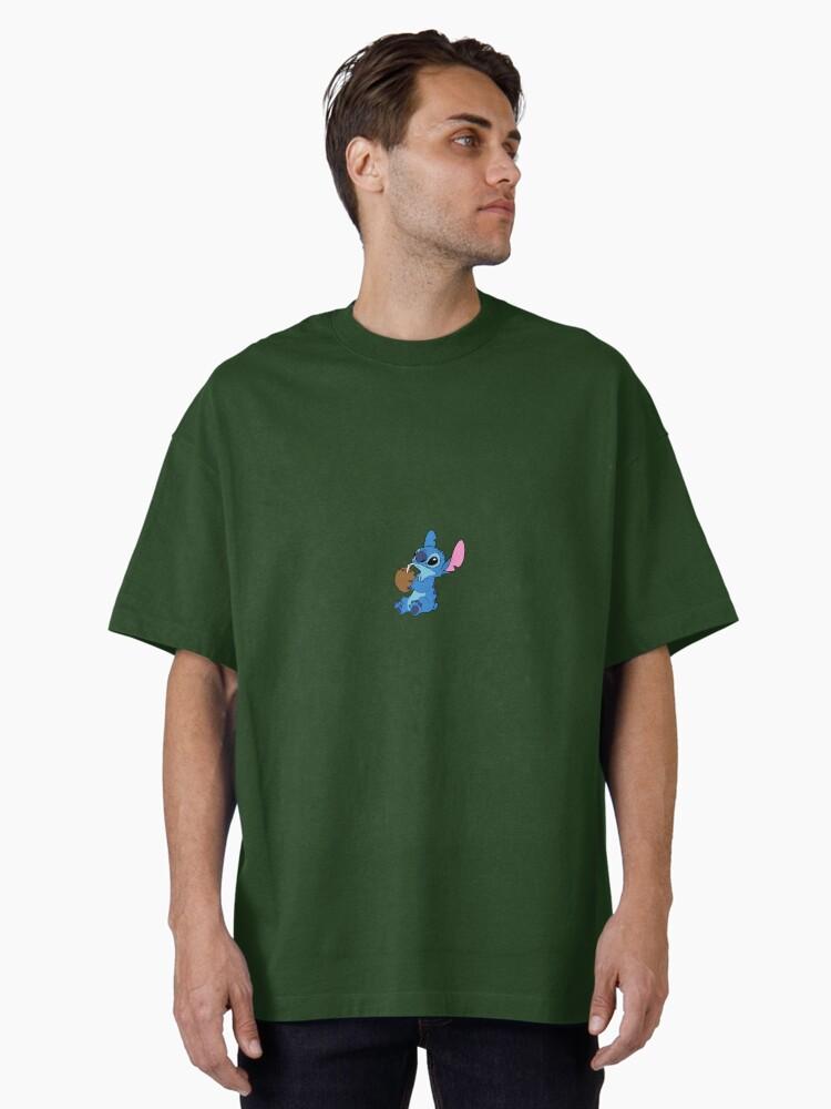 Lilo & Stitch Stitch drinking from a coconut Oversized T-Shirt
