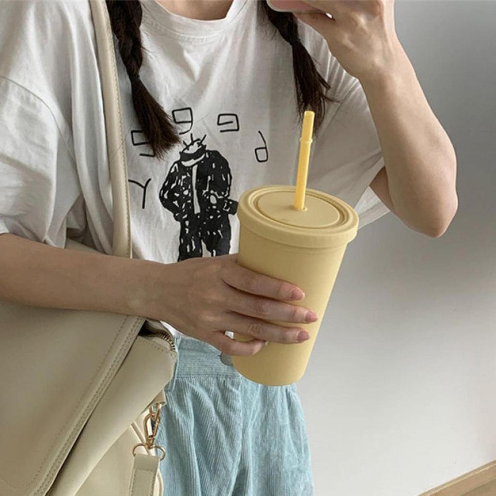 16/24 oz doppelwandiger Plastikbecher mit Strohhalm, Kaffeebecher, gefrosteter Plastikbecher, handlicher Wasserbecher, leicht zu tragen, Strohhalm, Wasserkocher, Sportflasche