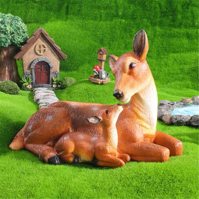 Mother and Baby Deer Resins Miniature Figurine Garden Yard Ornament Realistic Detail for Home Decors and Party Supplies