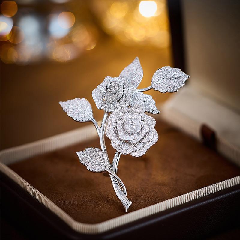 

Shiny Zircon Rose Brooch Light Luxury Bouquet Pin Jacket Clothes Accessories Brooch Spot
